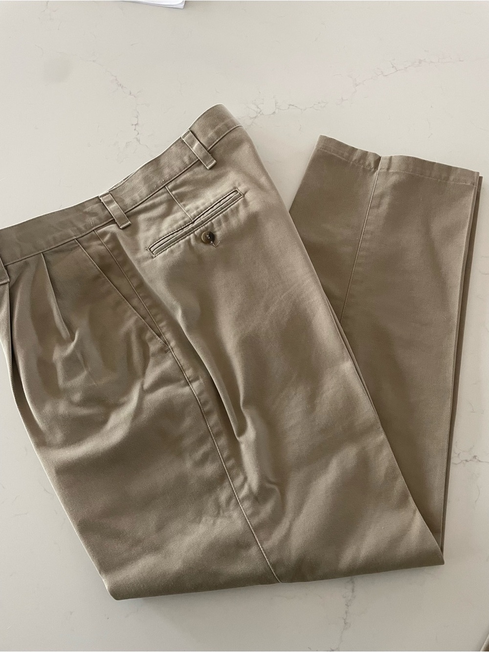 Men's Classic Pleated Docker Pants in Light Khaki